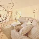 Trio Apartment